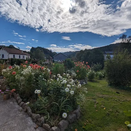 Familiale, Les Brimbelles Bed & Breakfast